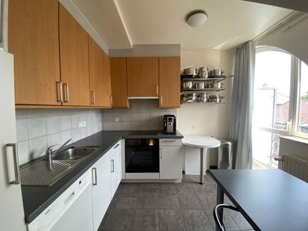 Ruim appartement met 3 slaapkamers nabij centrum Bilzen - Photo 4