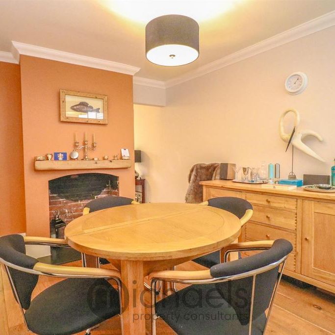 3 bedroom terraced house to rent - Photo 1