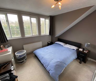Price £1,150 pcm - Available 16/07/2026 - Furnished / Unfurnished - Photo 3