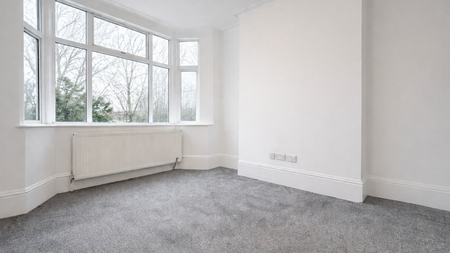 3 bedroom flat to rent - Photo 3