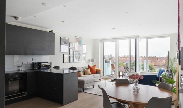 2 Bedroom Flat to Rent in Taper Building, 175 Long Lane, London, SE1 - Photo 1