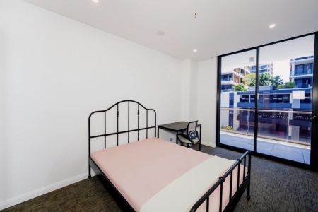 2 bed 2 bath-215 - Photo 4