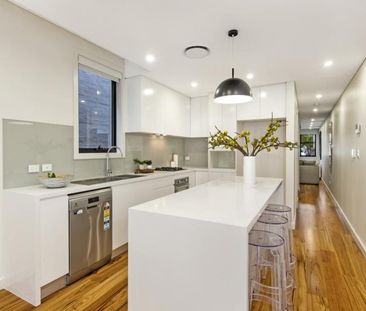 117 Unwins Bridge Road, Tempe NSW 2044 - House For Rent | Domain - Photo 3