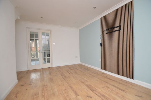 2 Bedroom Town House - Photo 1