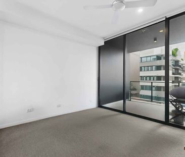 610/18 Duke Street Kangaroo Point - Photo 3