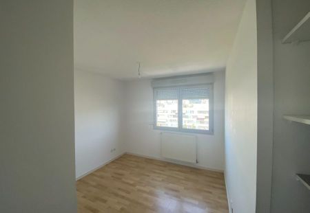 Appartement T2 à GRENOBLE - Photo 2