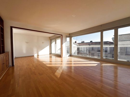 Location Appartement 4 pièces 116m² BORDEAUX 33000 - Photo 1