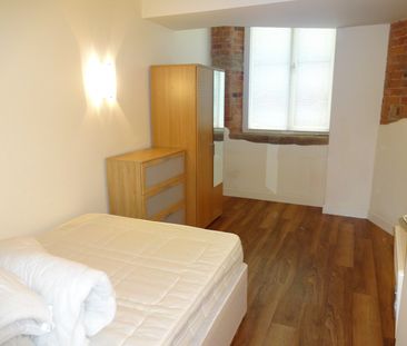 1 Bed Furnished Apartment - Photo 2