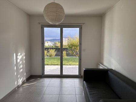 Location Appartement 2 pièces 32m² LA MOTTE SERVOLEX 73290 - Photo 2