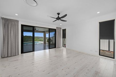 46 Sky Royal Terrace, Burleigh Heads QLD 4220 - House For Rent | Domain - Photo 3