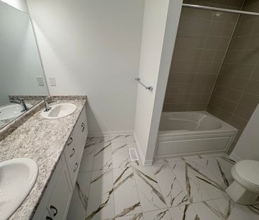 For Lease - 1368 Copley Court, Milton, Ontario - Photo 6