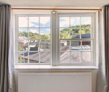 2 Bedroom - Photo 6