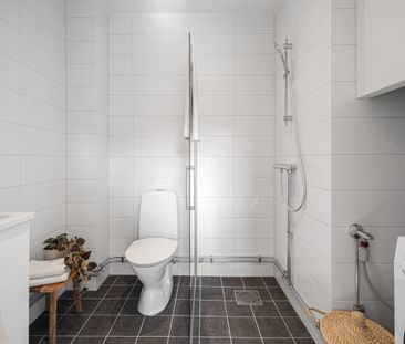 Klockelundsvägen, Farsta - Photo 1