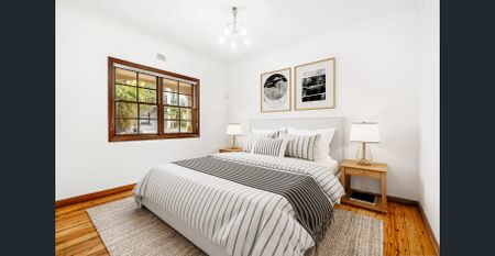 Split-Level Three-Bedroom Home With Parking - Photo 4