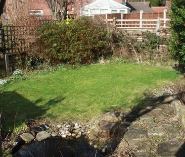 1 Bed Semi-Detached House, Abbeydale Garth, LS5 - Photo 3