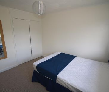 Canterbury CanterburyTenterden Drive, CT2 7BJ, Hales Place - Photo 2