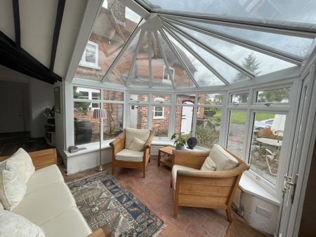 6 bedroom country house to rent - Photo 3