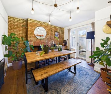 Sandford Road, Chelmsford, Essex, CM2 6DF - Photo 2