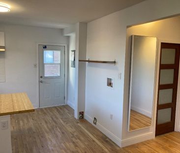 4 1/2 haut de duplex, Ahuntsic, entièrement rénové - Photo 1