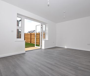 Spindle Way, Hardwicke, Gloucester - Photo 6