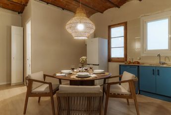 Carrer de Gombau, Barcelona, Catalonia 08003