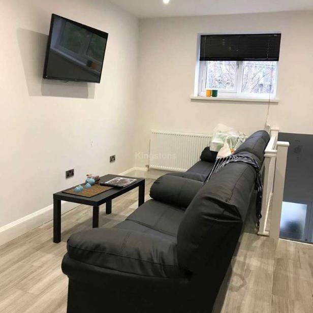 Woodville Road, Cardiff, CF24 - Photo 1