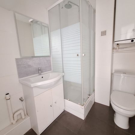 Location Appartement 2 pièces 29m² POISSY 78300 - Photo 4