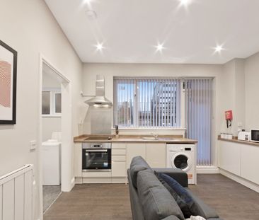 Waveney Road, LOWESTOFT - Photo 2