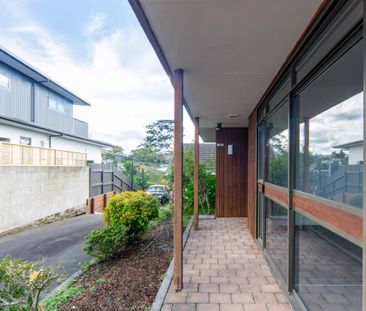 Prime Hamilton Living - Clifton Terrace Townhouse for Rent - Photo 3