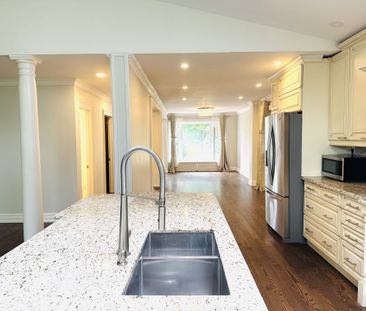 For Lease - 125 Bannatyne Drive, Toronto, Ontario - Photo 5