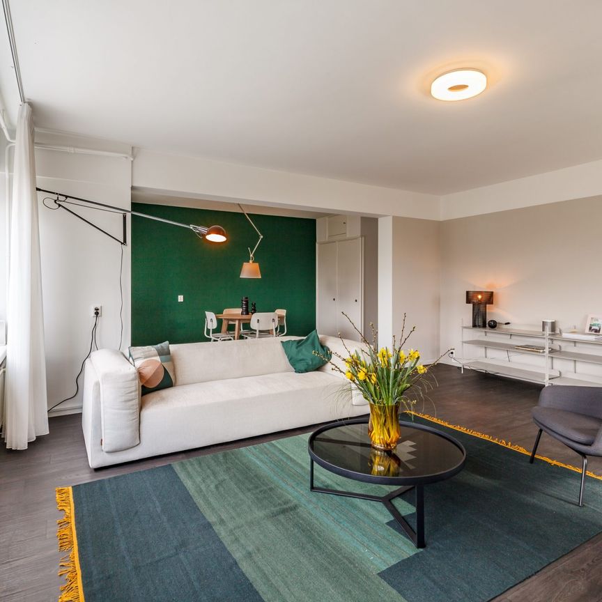 Gerenoveerd 3 kamer hoekappartement - Photo 1