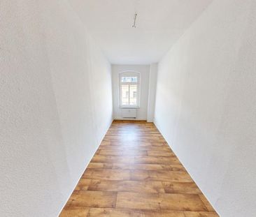 Großzügige 2-Raum-Altbauwohnung nahe Brühl-Boulevard - Foto 2