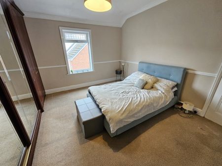 3 bed Detached - To Let - Photo 4