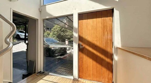 Elevated Architectural Gem in DGZ! - Photo 1