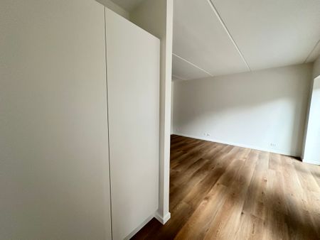 Delevenlig 3-værelses lejlighed i Nørresundby med altan - Photo 4