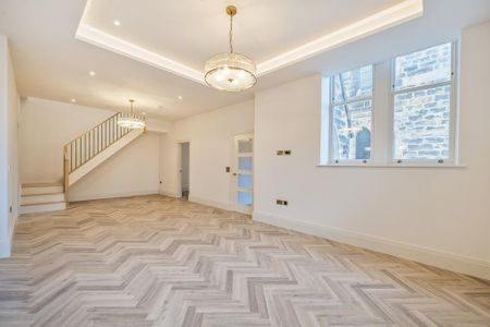 3 bedroom terraced house to rent - Photo 3