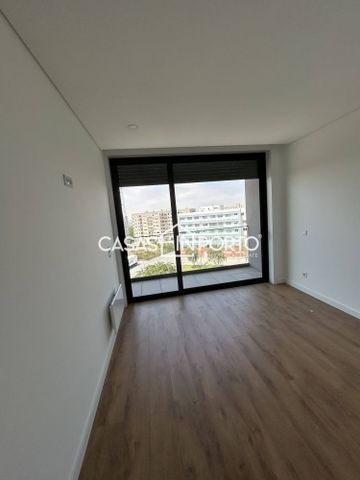 T1 para Arrendamento junto ao Pólo Universitário, Pedrouços - Photo 5