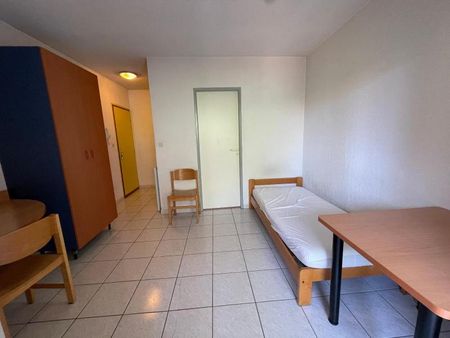 Location Appartement 1 pièce 18m² NIMES 30000 - Photo 3