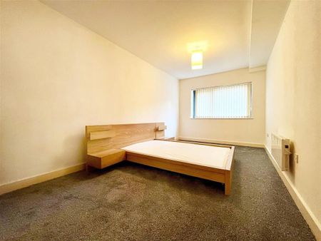 2 bedroom flat to rent - Photo 3