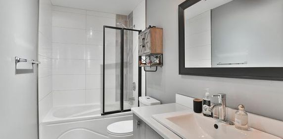 Très beau 4 1/2 à louer à Mirabel - Photo 2