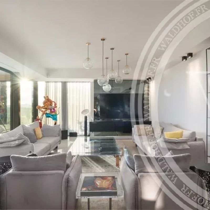 Splendid villa contemporaine sur les hauteurs de Cannes vue Mer - Photo 1