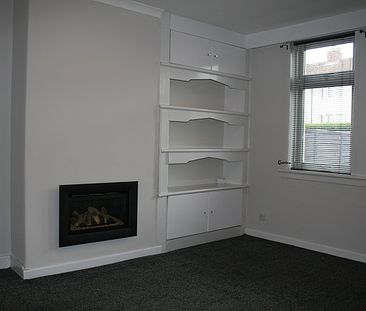 BEAUTIFULLY PRESENTED 2 BEDROOM GARDEN FLAT FOR RENT – WOODSIDE TERRACE, DUNDEE - Photo 2