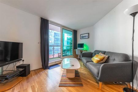 Studio to rent - Photo 5