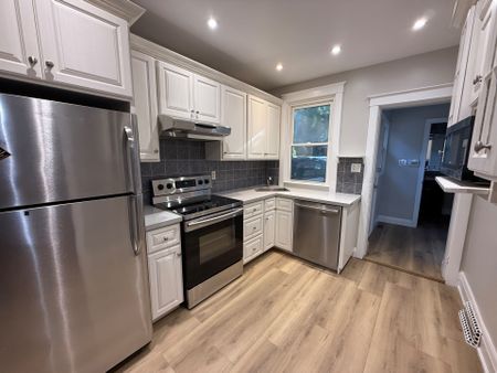 For Lease - 203 Fairleigh Avenue, Hamilton, Ontario - Photo 4