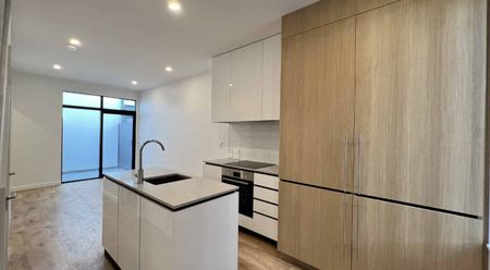 Wellington Living - Photo 2