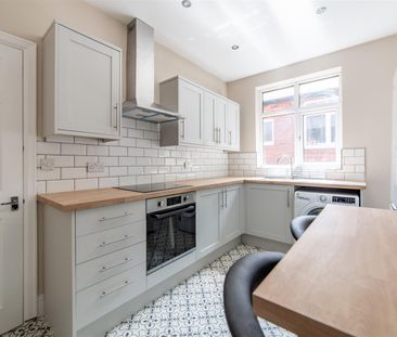 3 bed flat to rent in Shaftesbury Grove, Newcastle Upon Tyne, NE6 - Photo 2