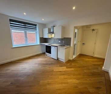 Studio to rent - Photo 6