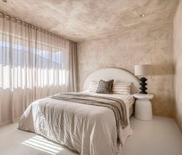 Furnished - Experience the Extraordinary: A Bold Showcase of Custom... - Photo 6