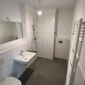 Helle 2 Zimmer Wohnung - Photo 2