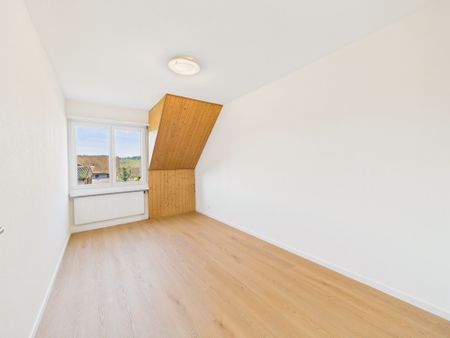 Cozy 5.5-room single-family house in Aesch, canton ZH - Foto 4